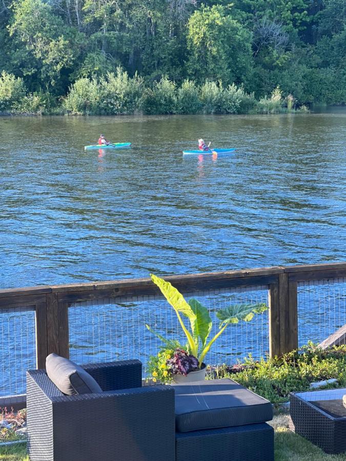Hotel River House Campbell River Esterno foto